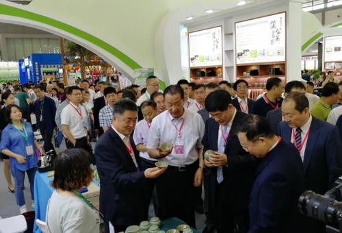 宁德市百余家茶企亮相西安茶博会