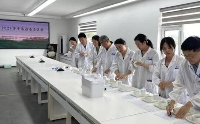 青岛市首个茶产业著名茶学专家创新工作室揭牌启用